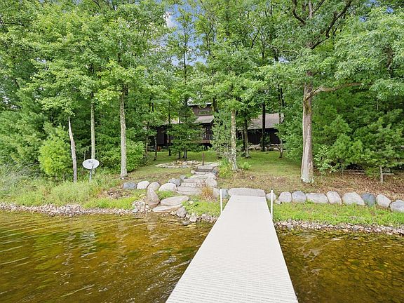 5th image of W1177 Nice Lake Rd