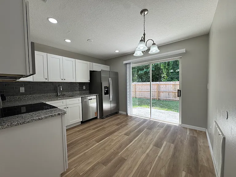 1151 W Minneola Ave #1151 — Photo 6