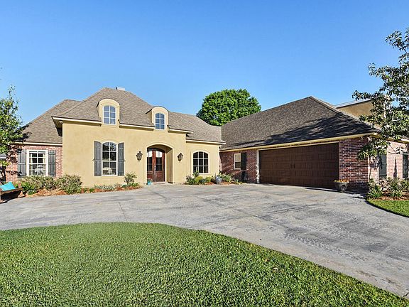 2nd image of 306 Ambergris Ln