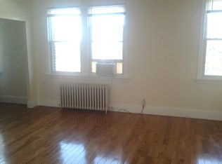 908 Shepherd St NW APT 2, Washington, DC 20011