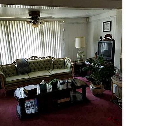 2nd image of 272 Northland Ave