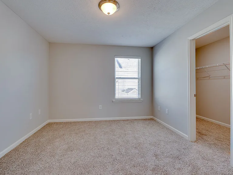 810 Staten Dr — Photo 14