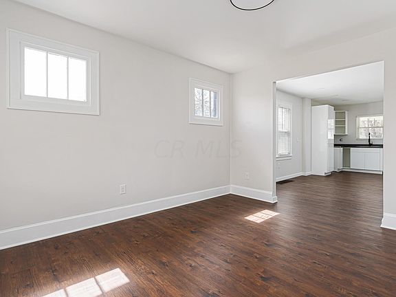 5th image of 577 S Highland Ave