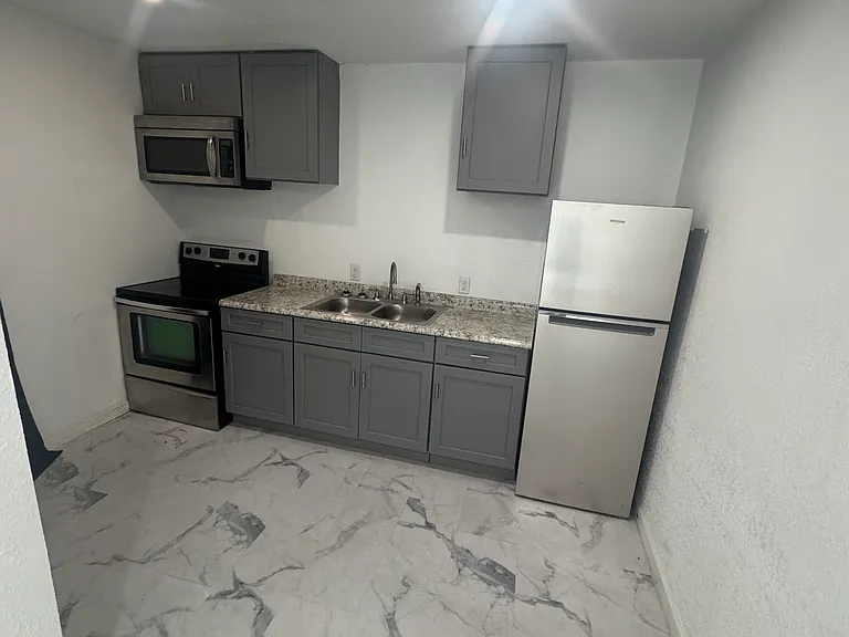 2616 Monterey St #103 — Photo 1