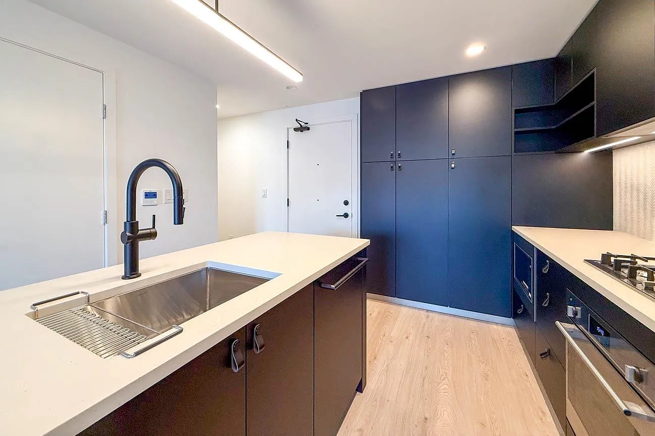1 bed, 574 sqft, $2,600 — Photo 3