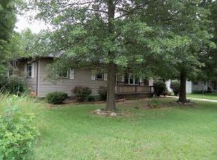 706 Ryan Ave, Monett, MO 65708