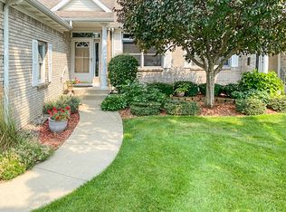 6596 Cedargrove Trl #121, Jenison, MI 49428
