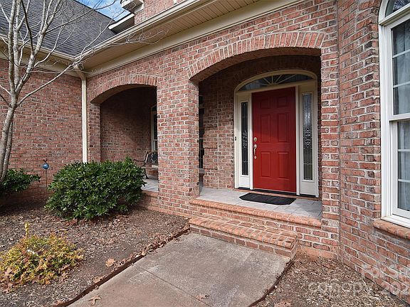 4th image of 1017 Antioch Woods Ln