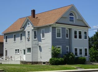 484 Burncoat St, Worcester, MA 01606