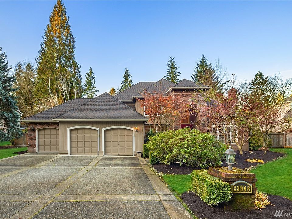 1st image of 23948 NE 31st Way