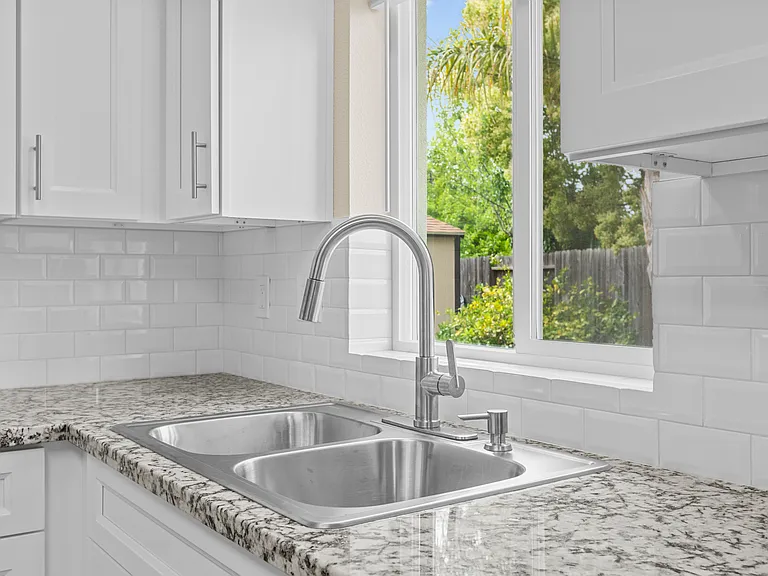 Kitchen sink