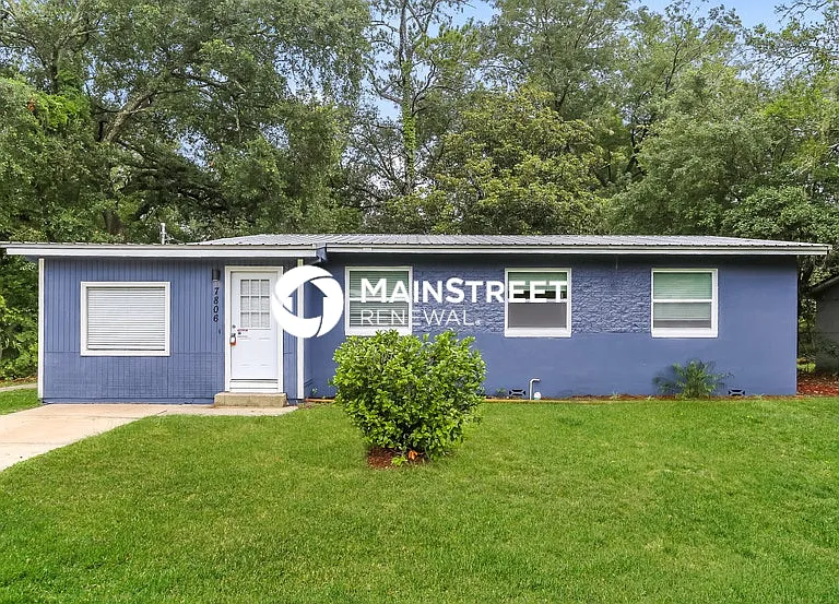 7806 Delaroche Dr — Photo 1
