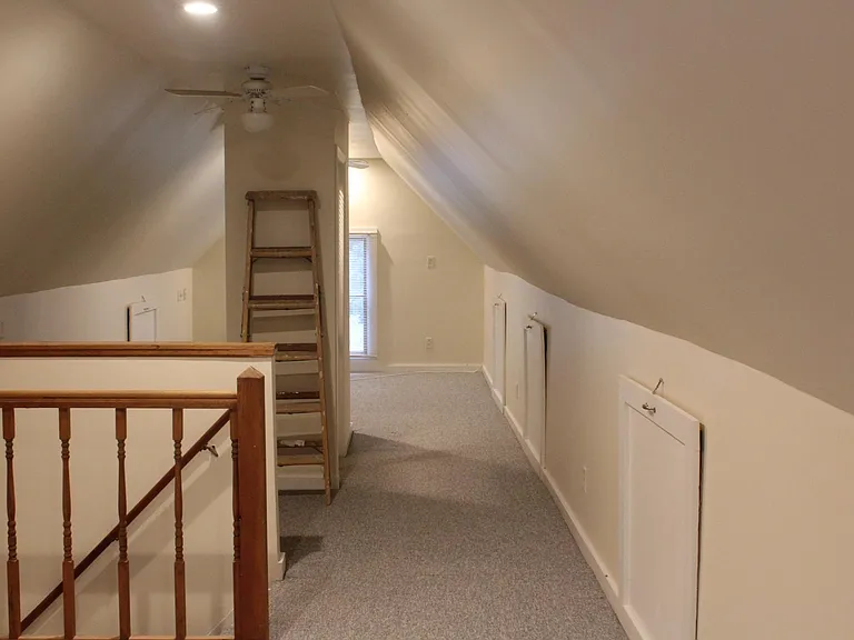 350 Caroline St #2 — Photo 4