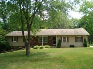 6816 Brettin Dr, Independence, OH 44131
