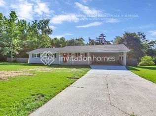3899 Summit Dr, Douglasville, GA 30135