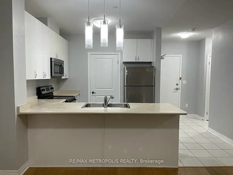 7400 Markham Rd #623 — Photo 13