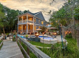 4385 Ten Shillings Way, Ravenel, SC 29470