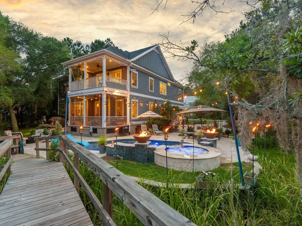 4385 Ten Shillings Way, Ravenel, SC 29470