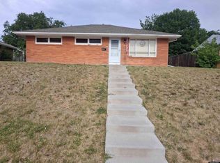 1332 Country Club Rd, Casper, WY 82609