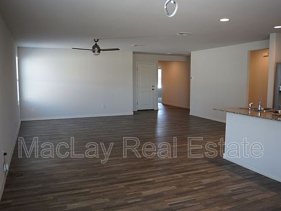 5th image of 821 S Parker Pl