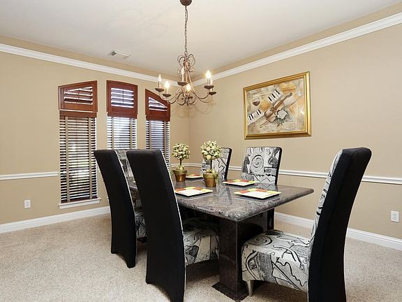 3rd image of 2710 Garden Falls Dr