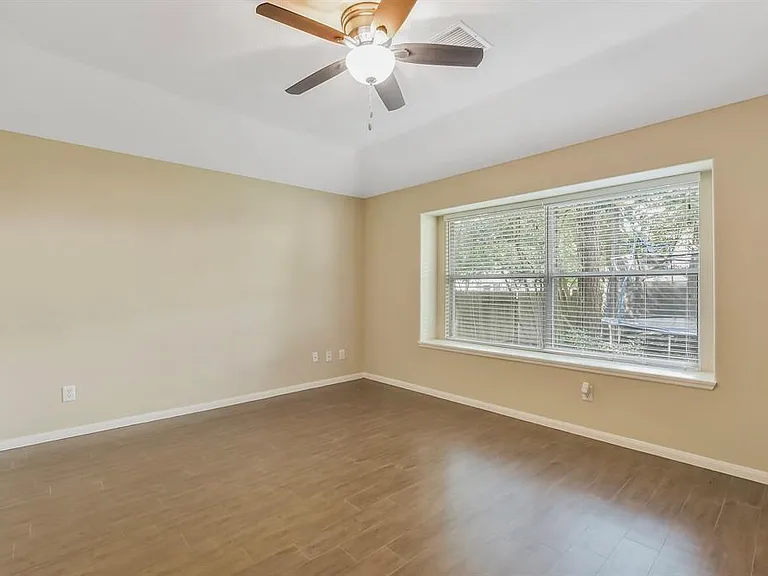 74 S Wynnoak Cir — Photo 16