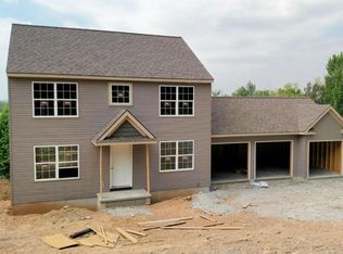 155 House Rock Rd, Pequea, PA 17565