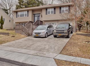 30 Chatham Rd, Monroe, NY 10950