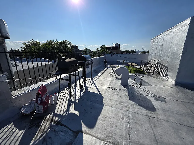 1920 Harman St #210 — Photo 15