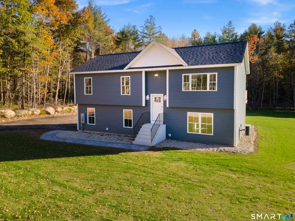 7 LeClair Road, Thompson, CT 06277