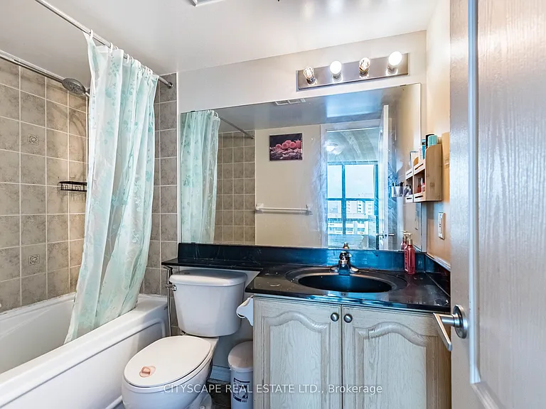 1 Elm Dr W #2111 — Photo 33