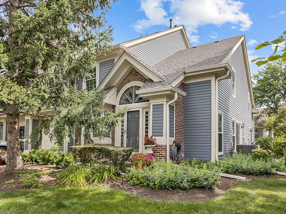 1st image of 718 Deep Wood Ct