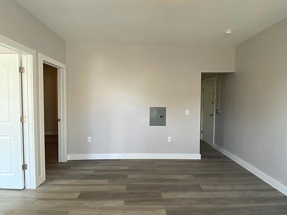 2nd image of 3143 John F Kennedy Blvd #104R