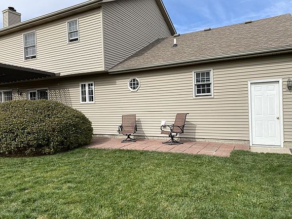 3rd image of 3315 Cumbria Dr
