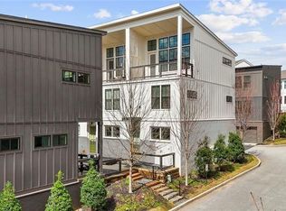 900 Brees Ct NW, Atlanta, GA 30318