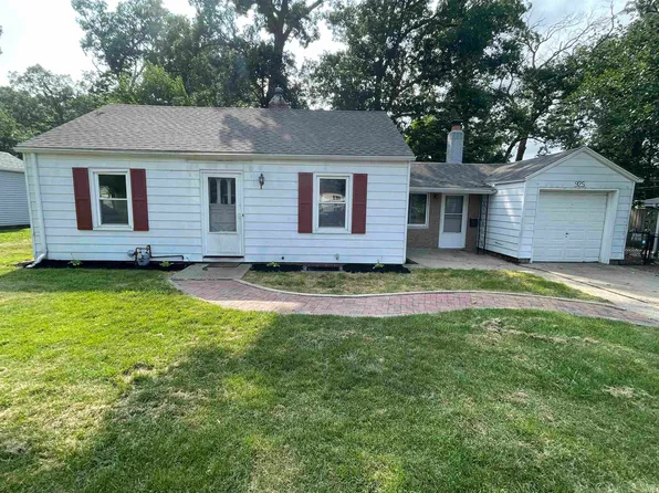 925 Garden Ln, South Bend, IN 46619