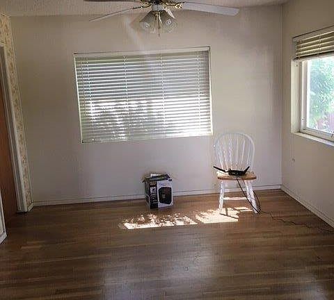 5th image of 1317 W Oak Avenue