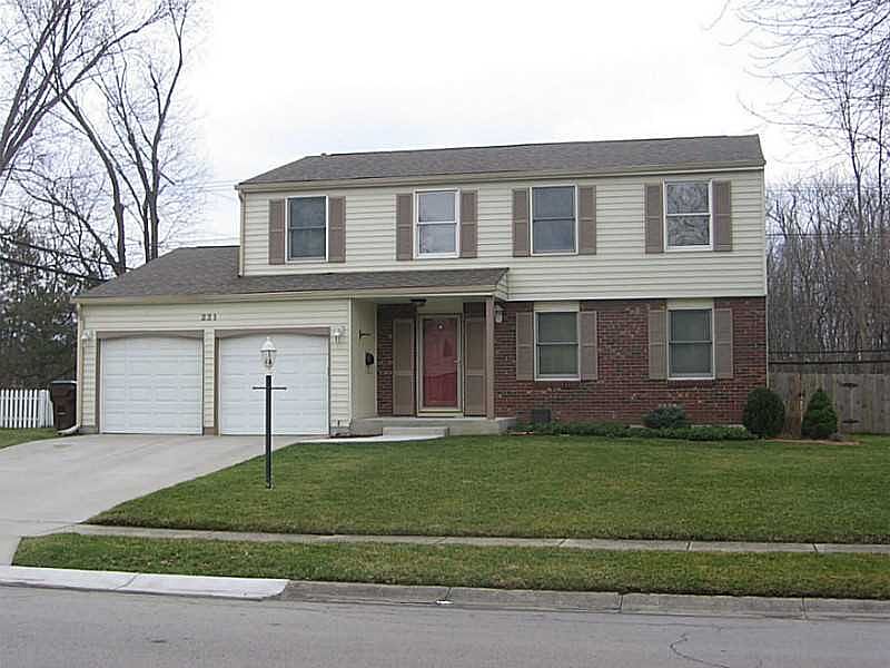 1st image of 221 Brookwood Dr