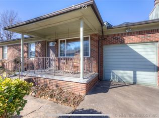 1816 S Lakewood Ave, Tulsa, OK 74112