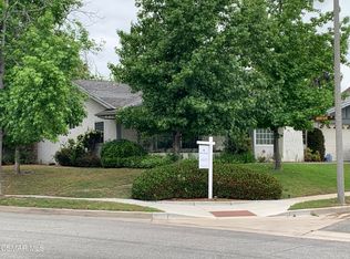 13 N Seabury Ct, Thousand Oaks, CA 91320
