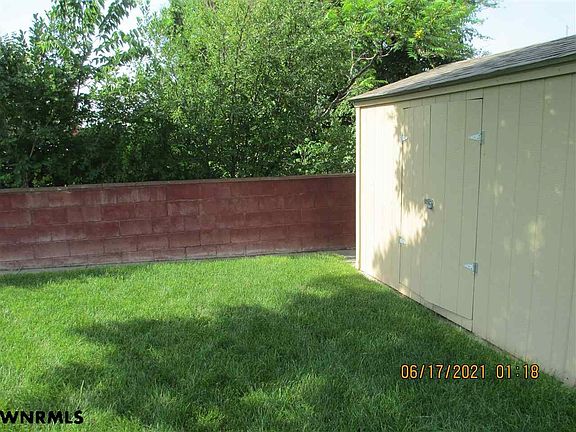 4th image of 2802 Dineen Ave