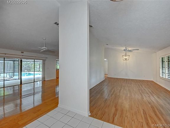 3rd image of 3062 NE Ivy Ln