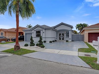 7952 NW 198th St, Hialeah, FL, 33015
