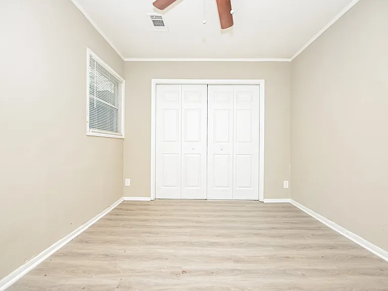1797307_024_main_bedroom_13458662.jpg