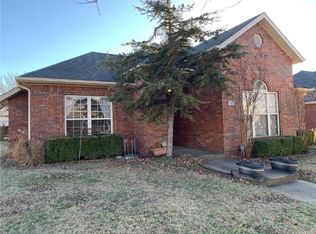 6453 Tall Oaks Loop S, Springdale, AR 72762