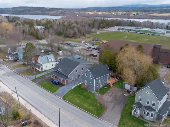 864 Main St, Hampton, NB E5N 6E6