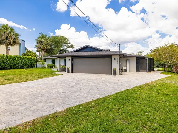 1047 Averly St, Fort Myers, FL 33919