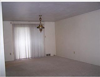 5th image of 1120 Brookside Dr