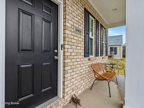 3rd image of 12402 Deer Lake Ln