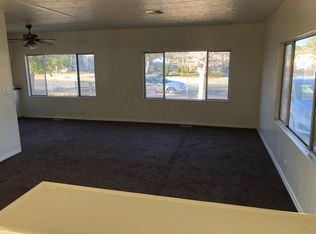 19113 Westlawn St, Hesperia, CA 92345